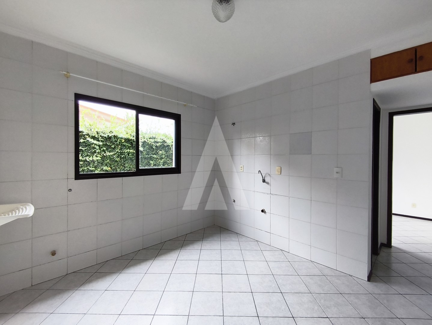 Apartamento com 01 quarto, cozinha e banheiro, no bairro América. — foto 3