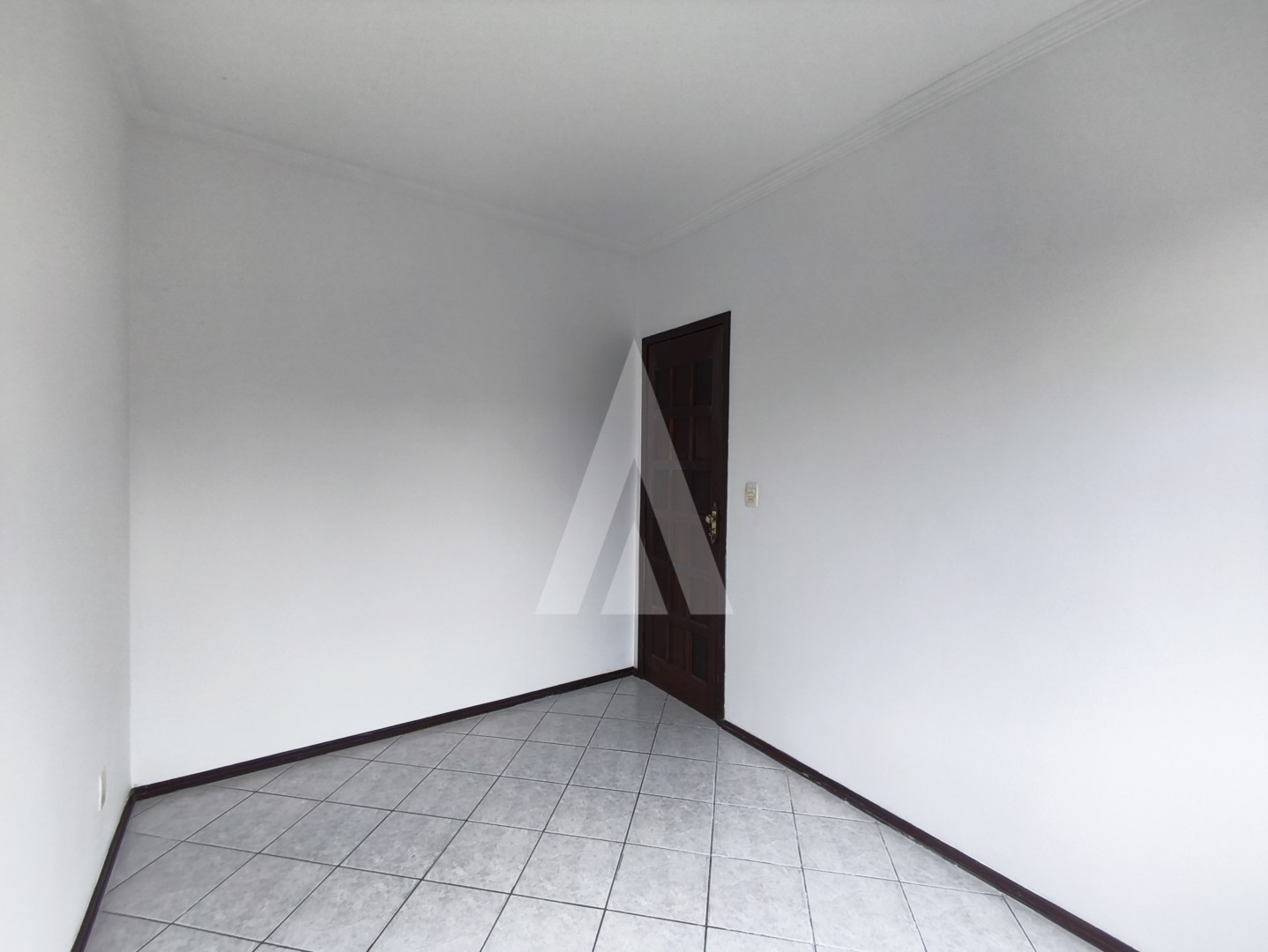 Apartamento com 01 quarto, cozinha e banheiro, no bairro América. — foto 7