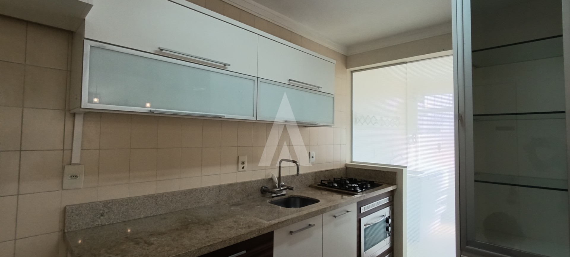 Apartamento com 2 quartos e cozinha planejada no bairro Anita Garibaldi — foto 2