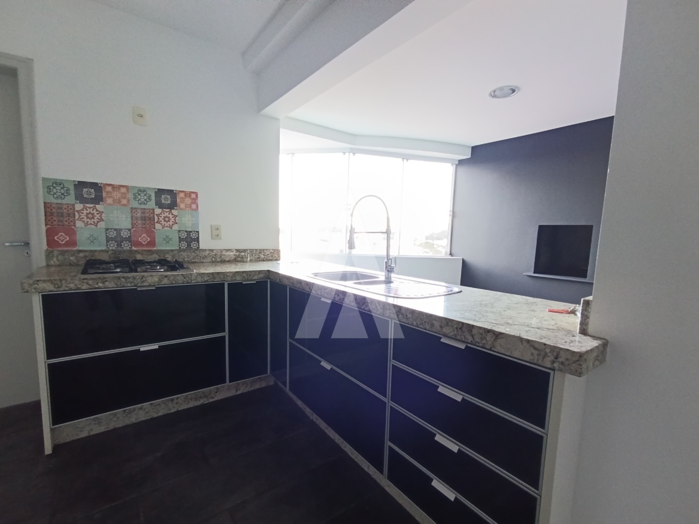 Apartamento no bairro Santo Antônio, com 2 quartos, armários na cozinha e 1 vaga de garagem coberta. — foto 7