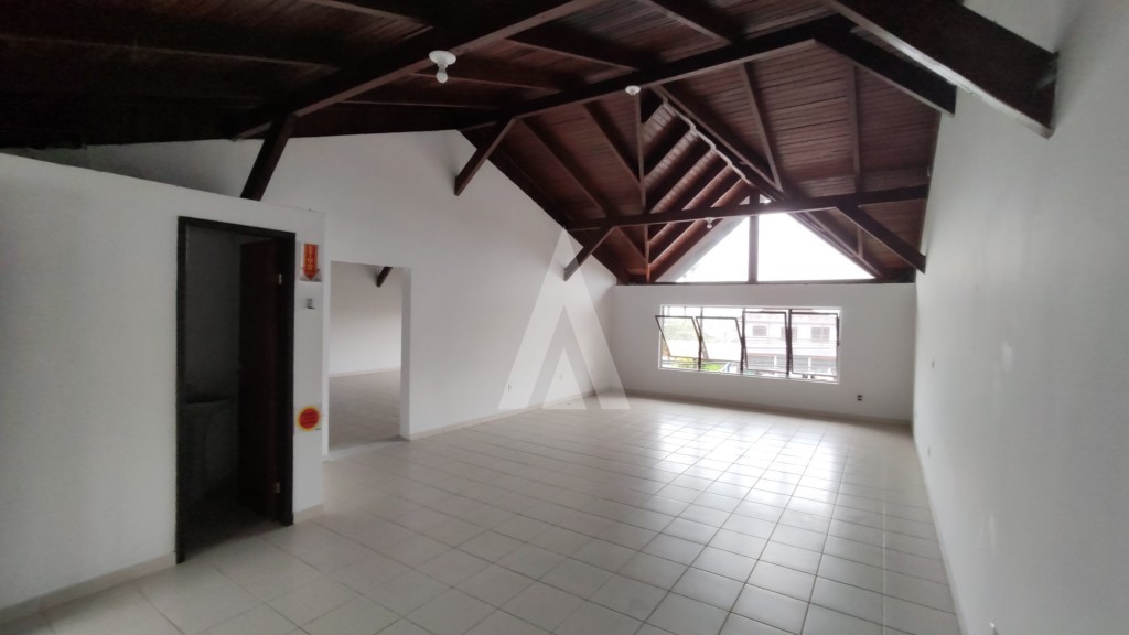 Sala no Bairro Iririú — foto 2
