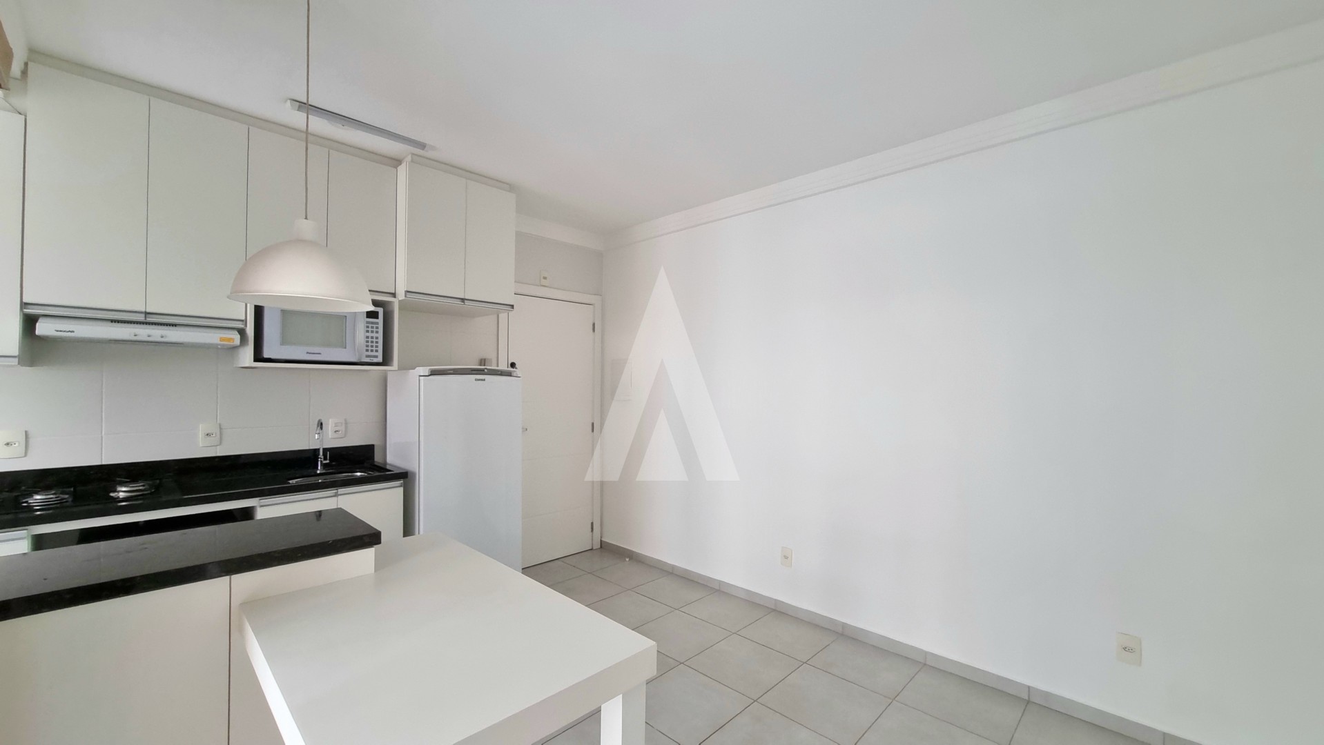 Apartamento semimobiliado com 1 suíte, no bairro Bucarein — foto 4