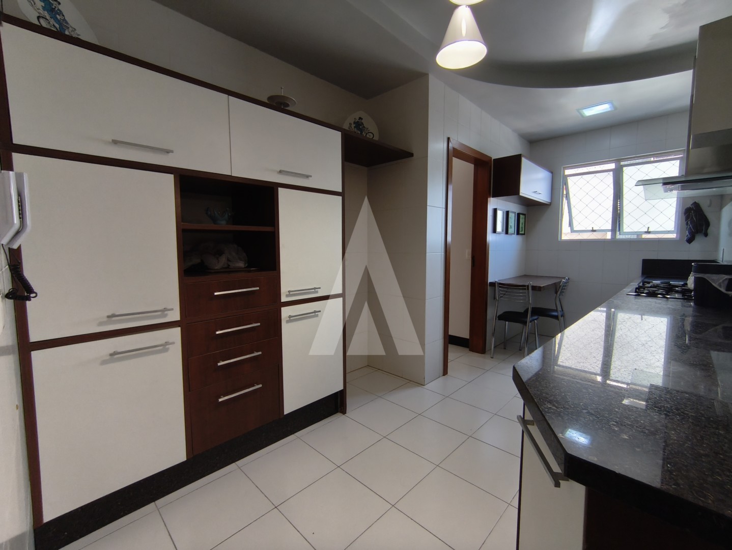 APARTAMENTO MOBILIADO COM AR CONDICIONADO NO BUCAREIN COM 03 QUARTOS SENDO 01 SUÍTE — foto 2