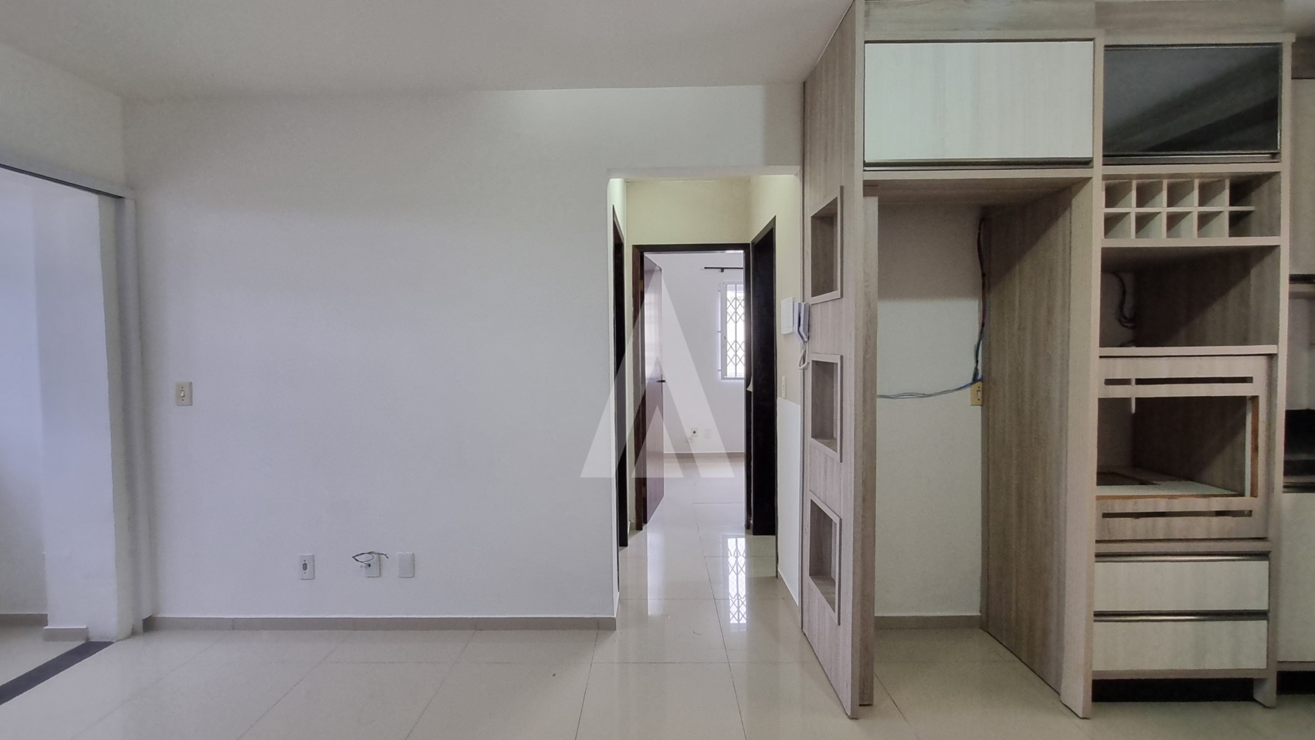 Apartamento no bairro Aventureiro com 02 quartos e cozinha com armários e 01 vaga de garagem. — foto 4