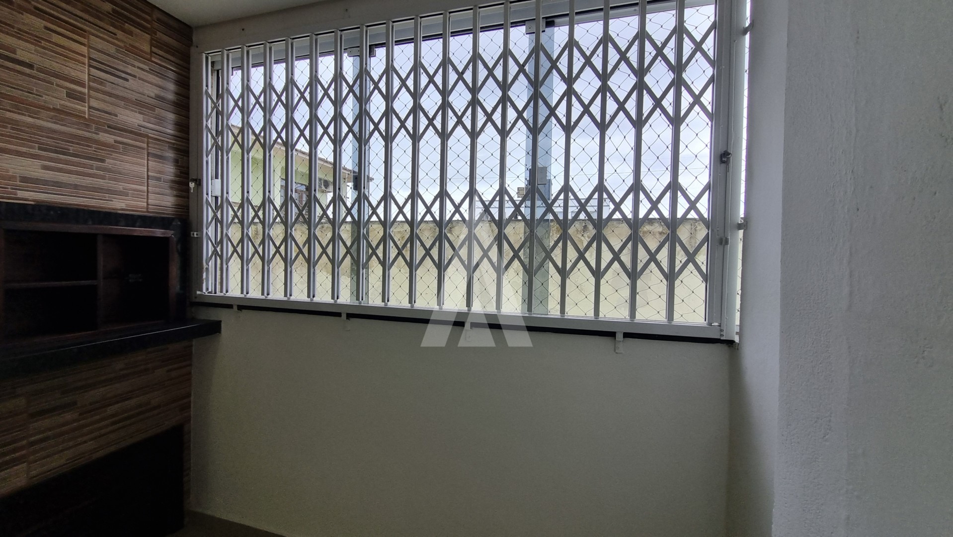 Apartamento no bairro Aventureiro com 02 quartos e cozinha com armários e 01 vaga de garagem. — foto 6