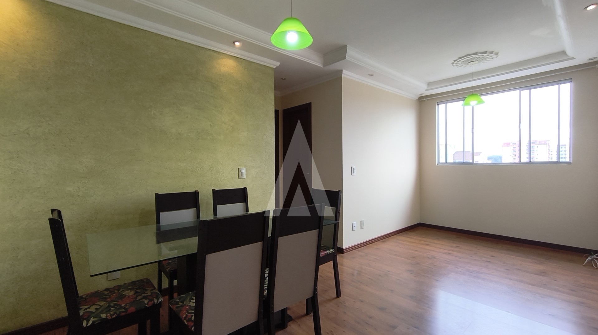 Apartamento com 2 quartos e 1 vaga de garagem no Bairro Costa e Silva. — foto 2