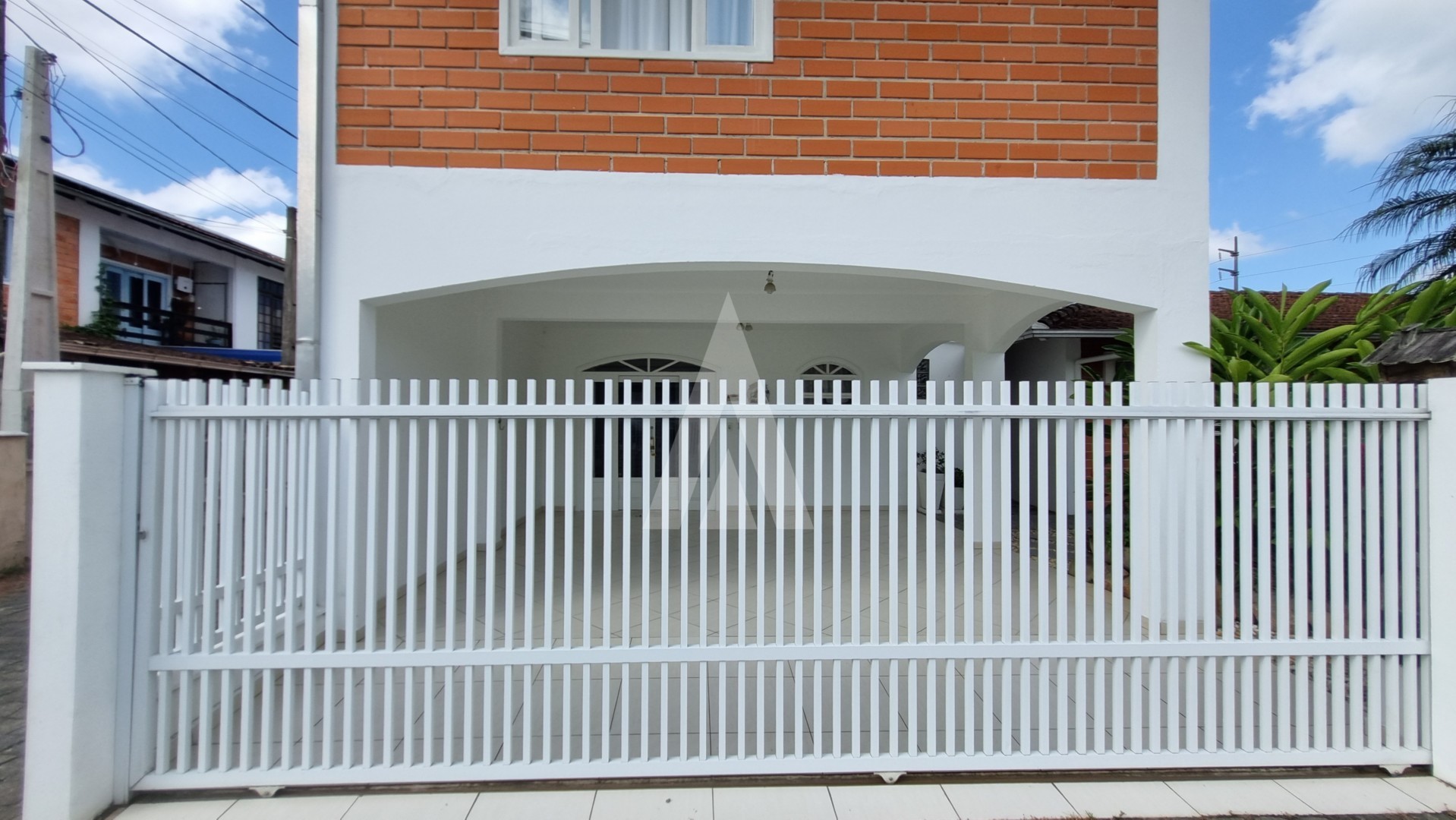 Apartamento mobiliado com 1 suíte no Anita Garibaldi - foto 1