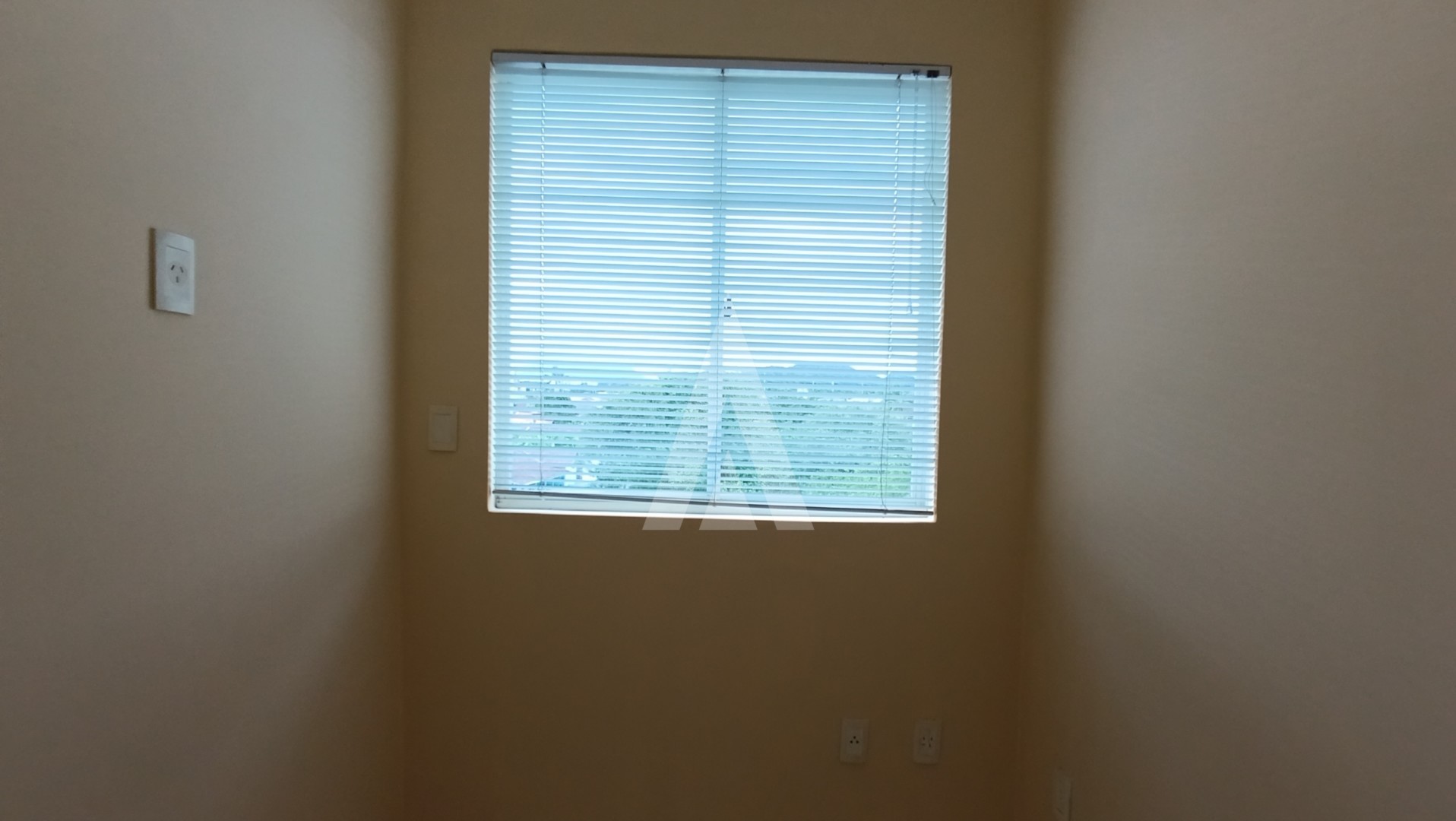 Apartamento mobiliado, localizado no bairro Guanabara, composto por 2 quartos e 1 vaga de garagem coberta. — foto 6