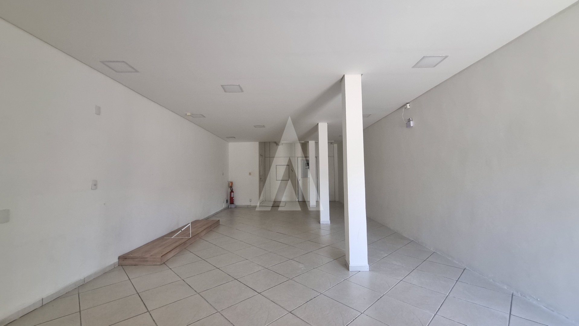 Sala comercial no Bairro Iririú. — foto 5