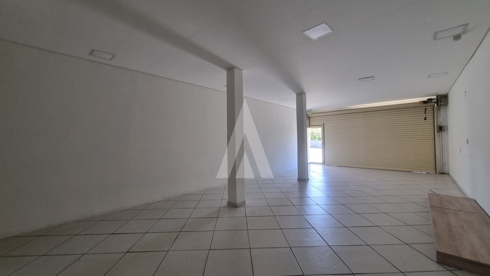 Sala comercial no Bairro Iririú. — foto 7