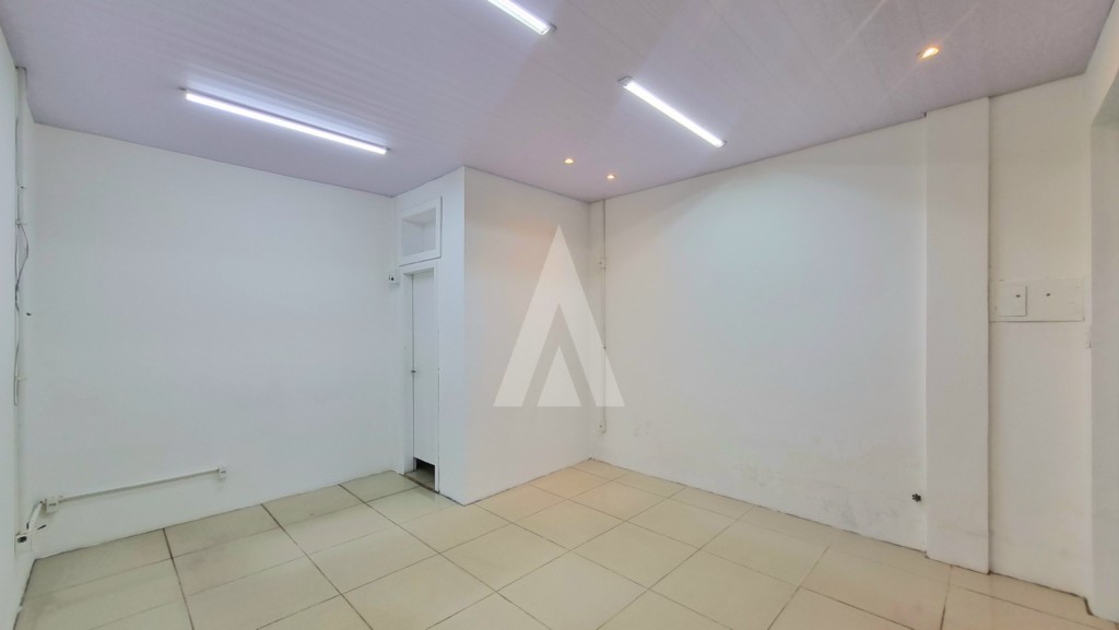 Loja comercial de 19 m e 1 Lavabo no Centro em Joinville - SC — foto 2