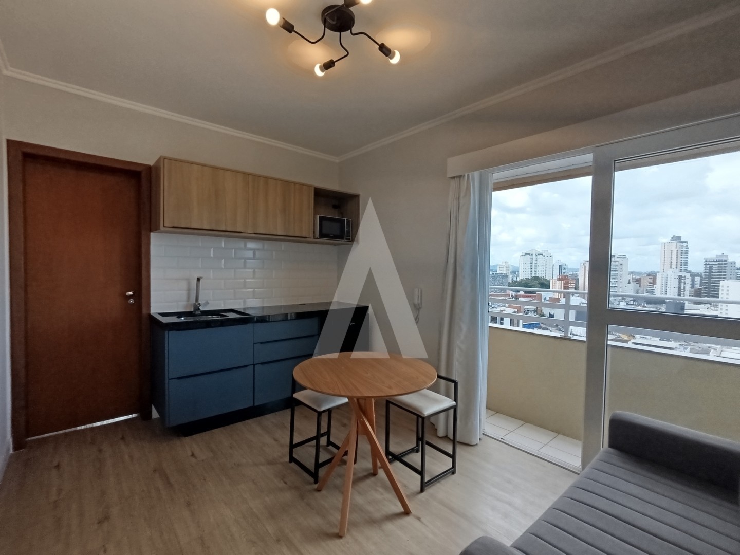 Apartamento 1 Quarto no Centro, 18 Andar, com Academia, Piscina e Lavanderia — foto 3