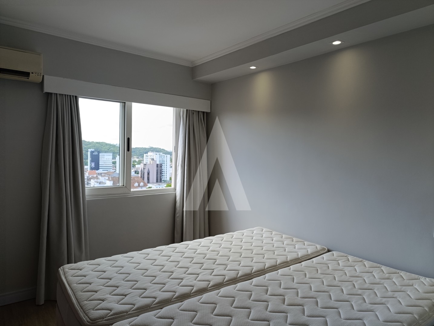 Apartamento 1 Quarto no Centro, 18 Andar, com Academia, Piscina e Lavanderia — foto 7