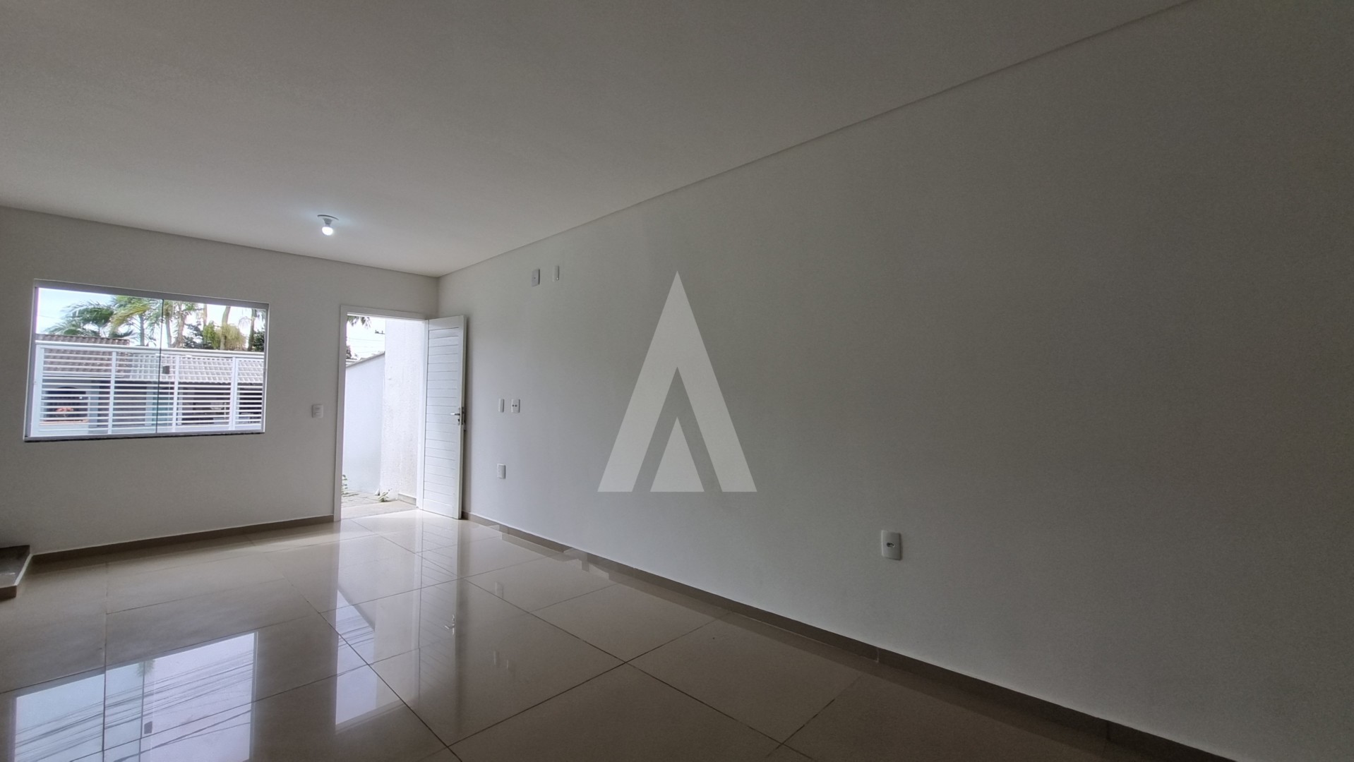 Geminado no bairro Itaum com 2 quartos e uma vaga de garagem. — foto 6