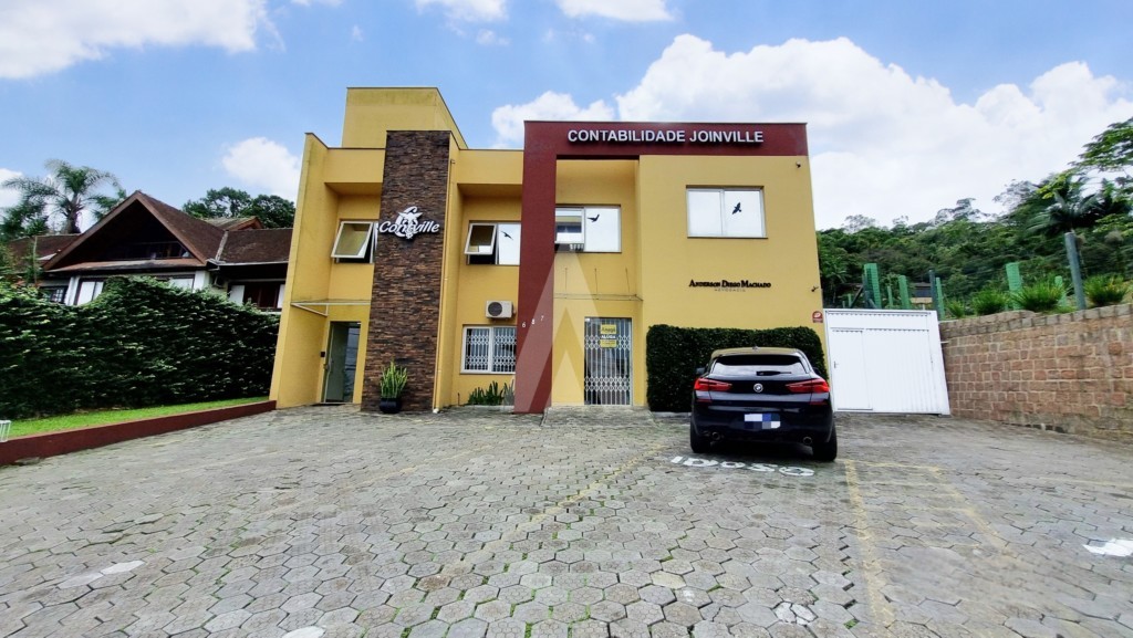 Loja no início do Boa Vista próximo ao centro com 3 salas, copa com armário e 2 lavabos e com 02 vagas descobertas em frente a - foto 1