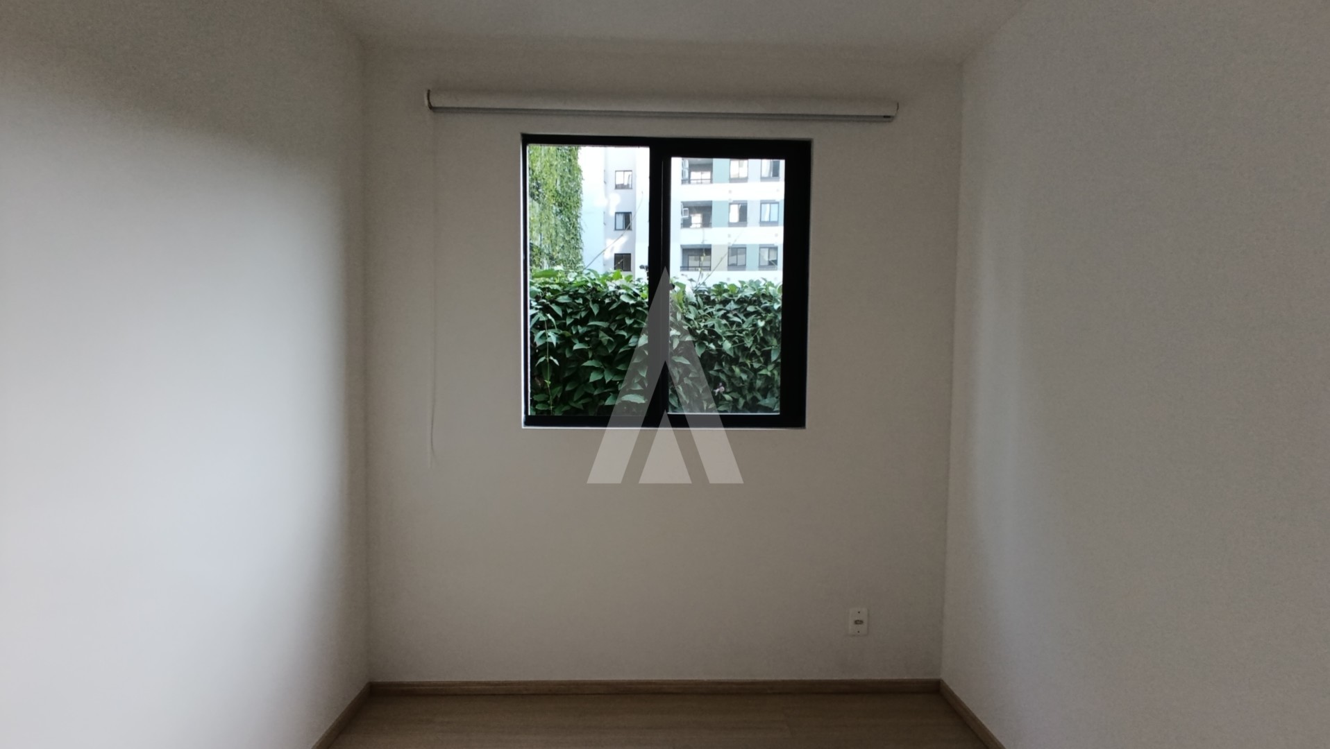 Apartamento com 02 quartos, localizado no bairro Costa e Silva. — foto 7