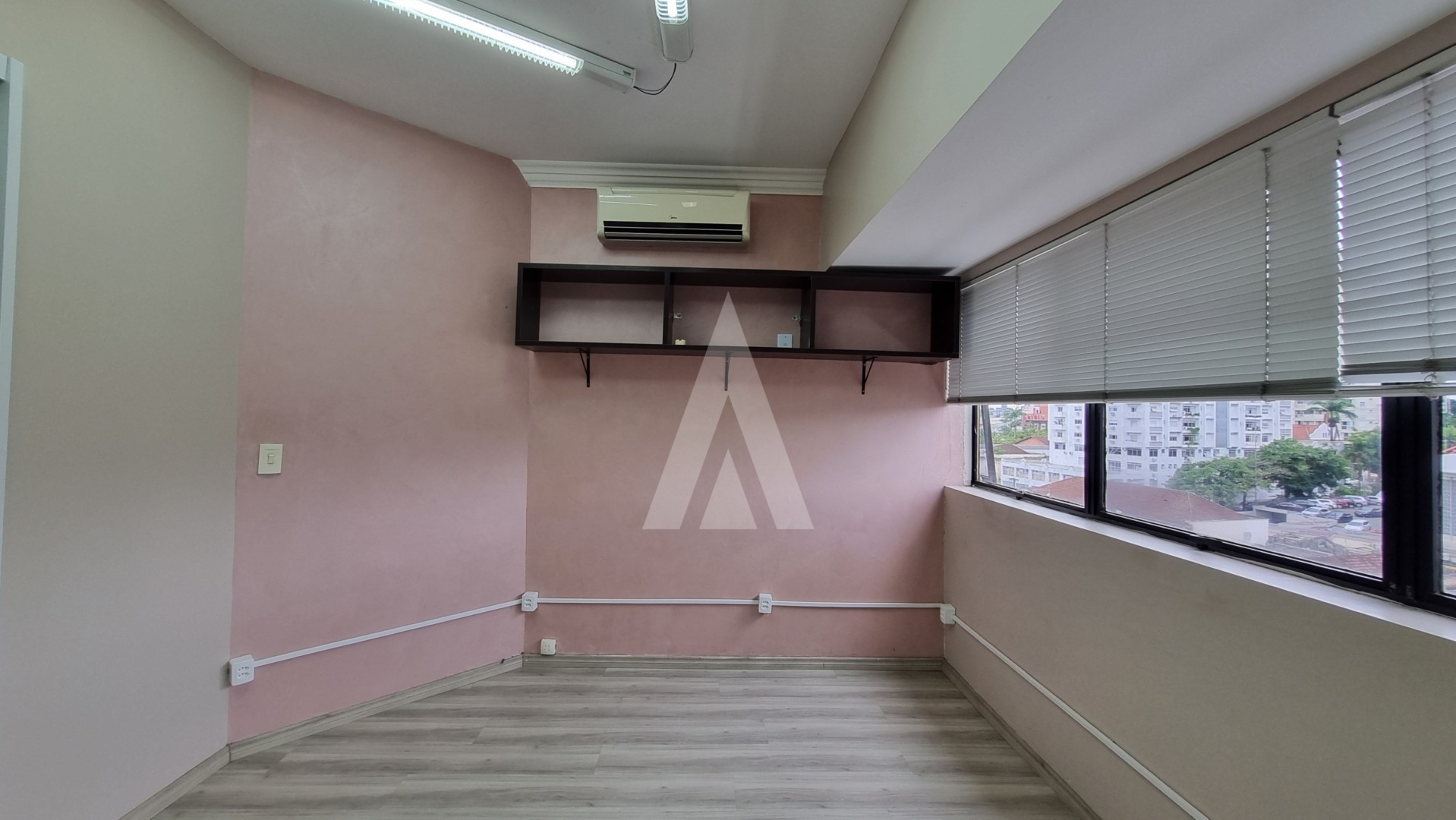 Sala comercial no centro de Joinville com 48 m. — foto 6