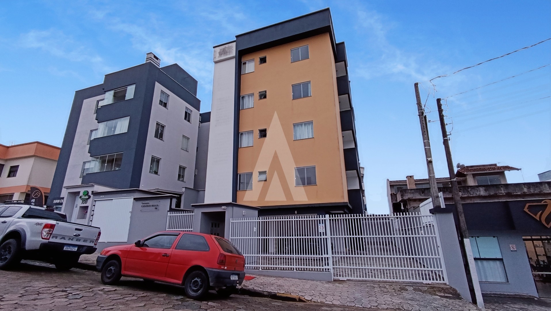 Apartamento com 2 quartos e sacada com churrasqueira no bairro Costa e silva. - foto 1