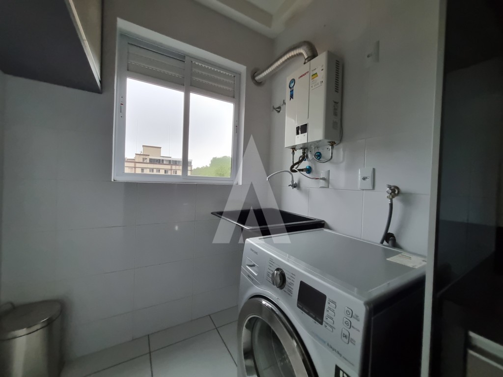 Apartamento no bairro Atiradores com 2 quartos, sendo 1 suíte, sacada com churrasqueira e 1 vaga de garagem. — foto 3