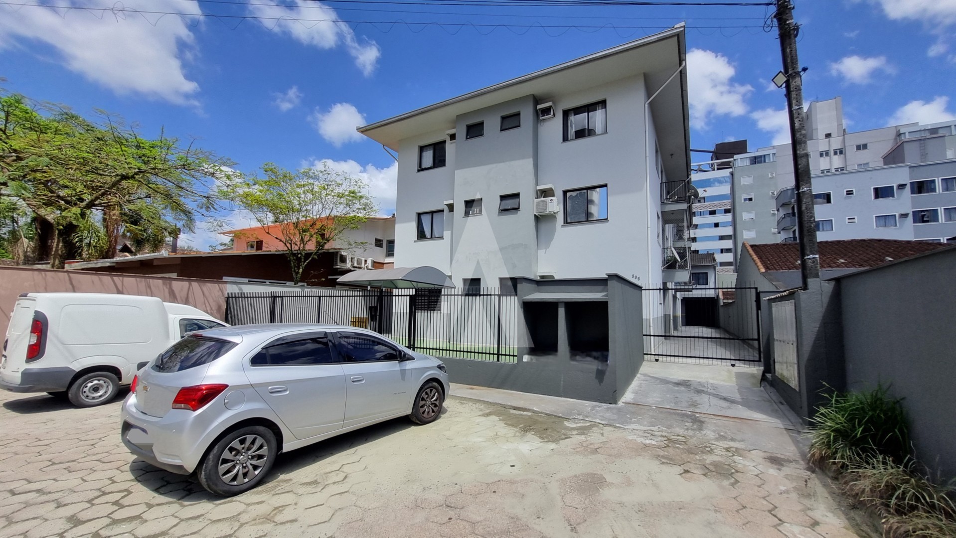 Apartamento no bairro América com 2 quartos, 1 banheiro social e 1 vaga de garagem coberta . — foto 2