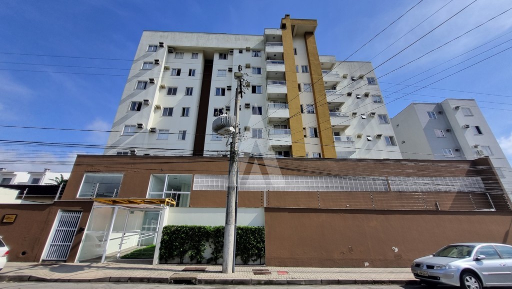 Apartamento com 2 quarto com armários, no bairro Jardim Iririú. - foto 1