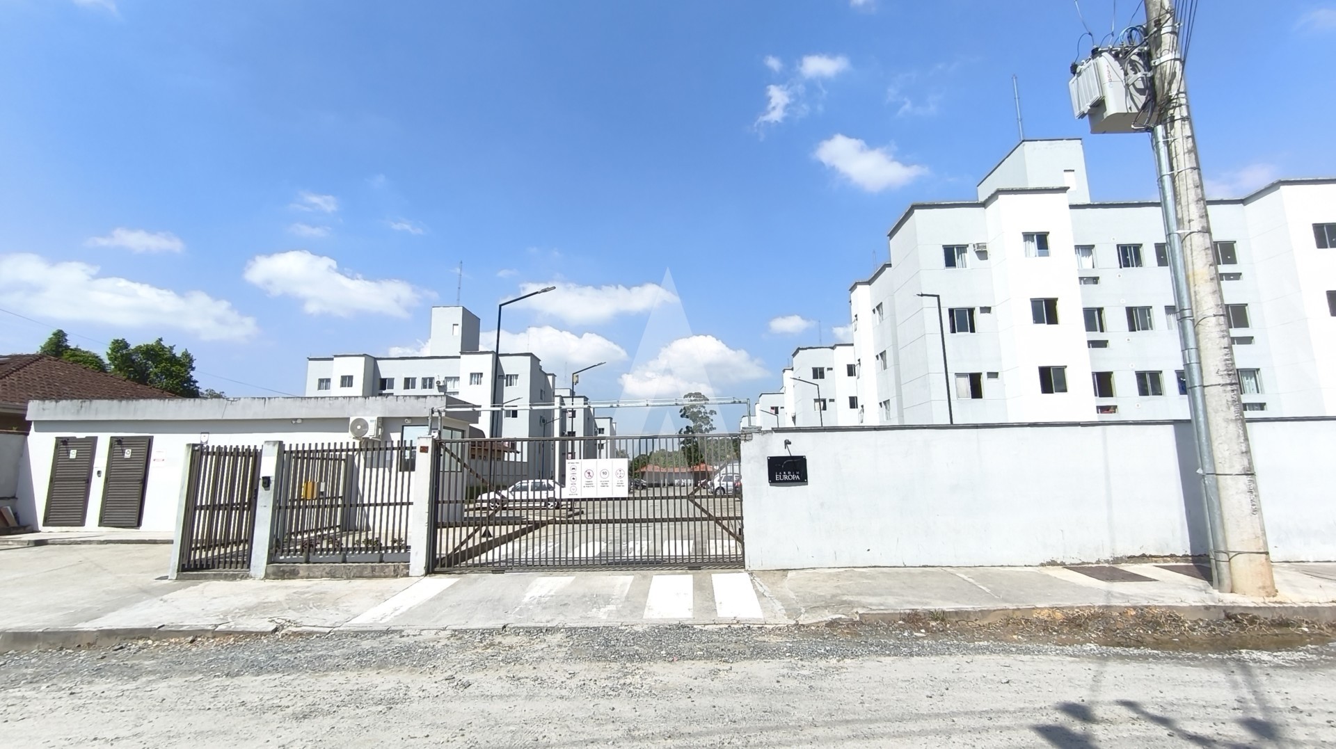 Apartamento com 2 quartos, no bairro Vila Nova. - foto 1