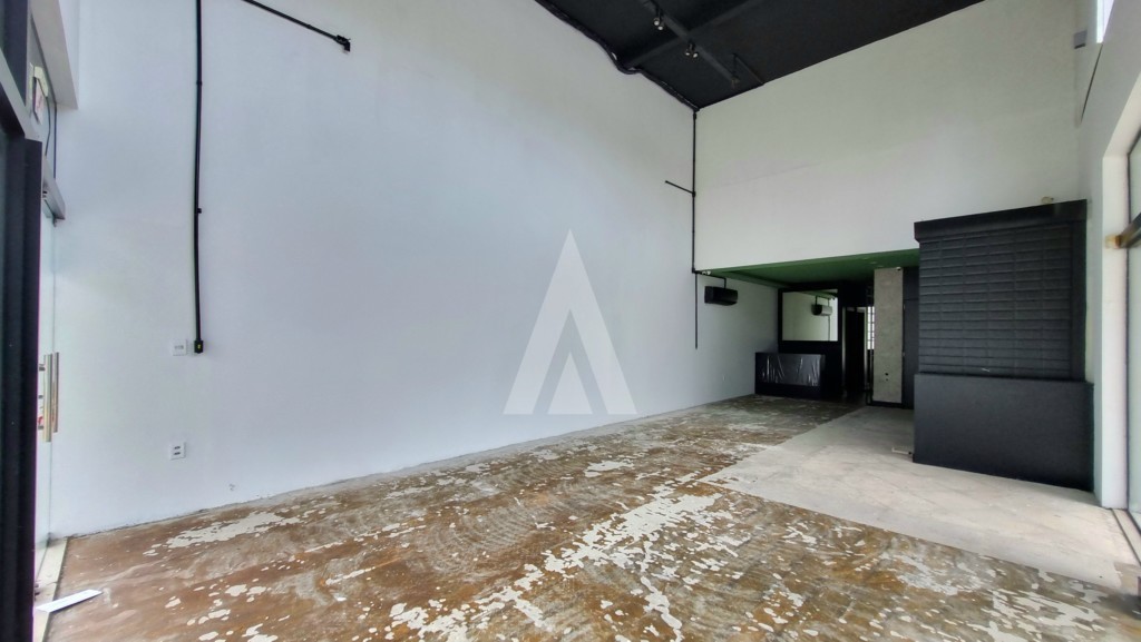 Loja no Glória com 02 salas sendo uma térrea e uma superior, 02 lavabos e 110m — foto 6