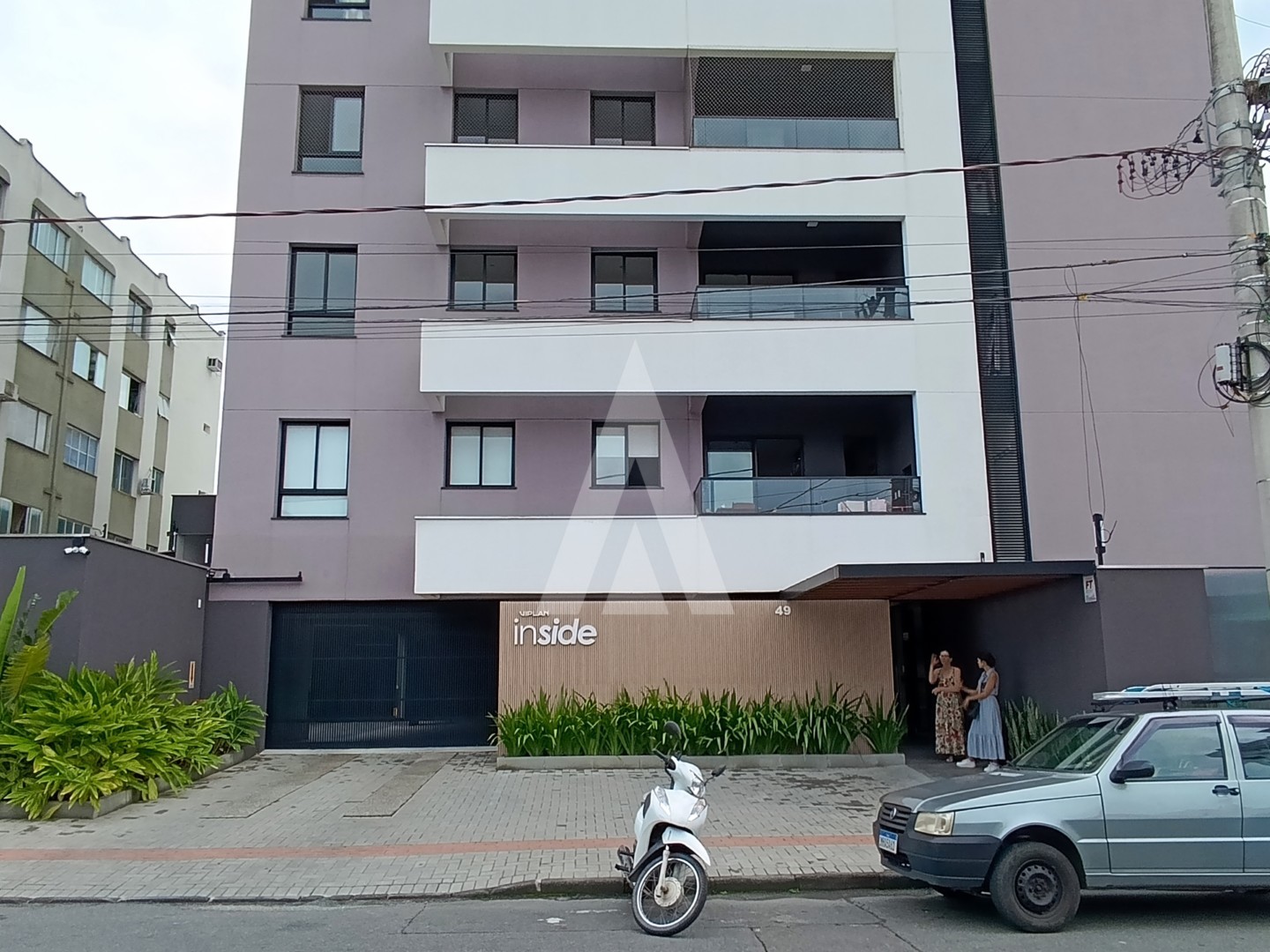 Apartamento no bairro Costa e Silva, 2 quartos, sendo 1 suíte. - foto 1