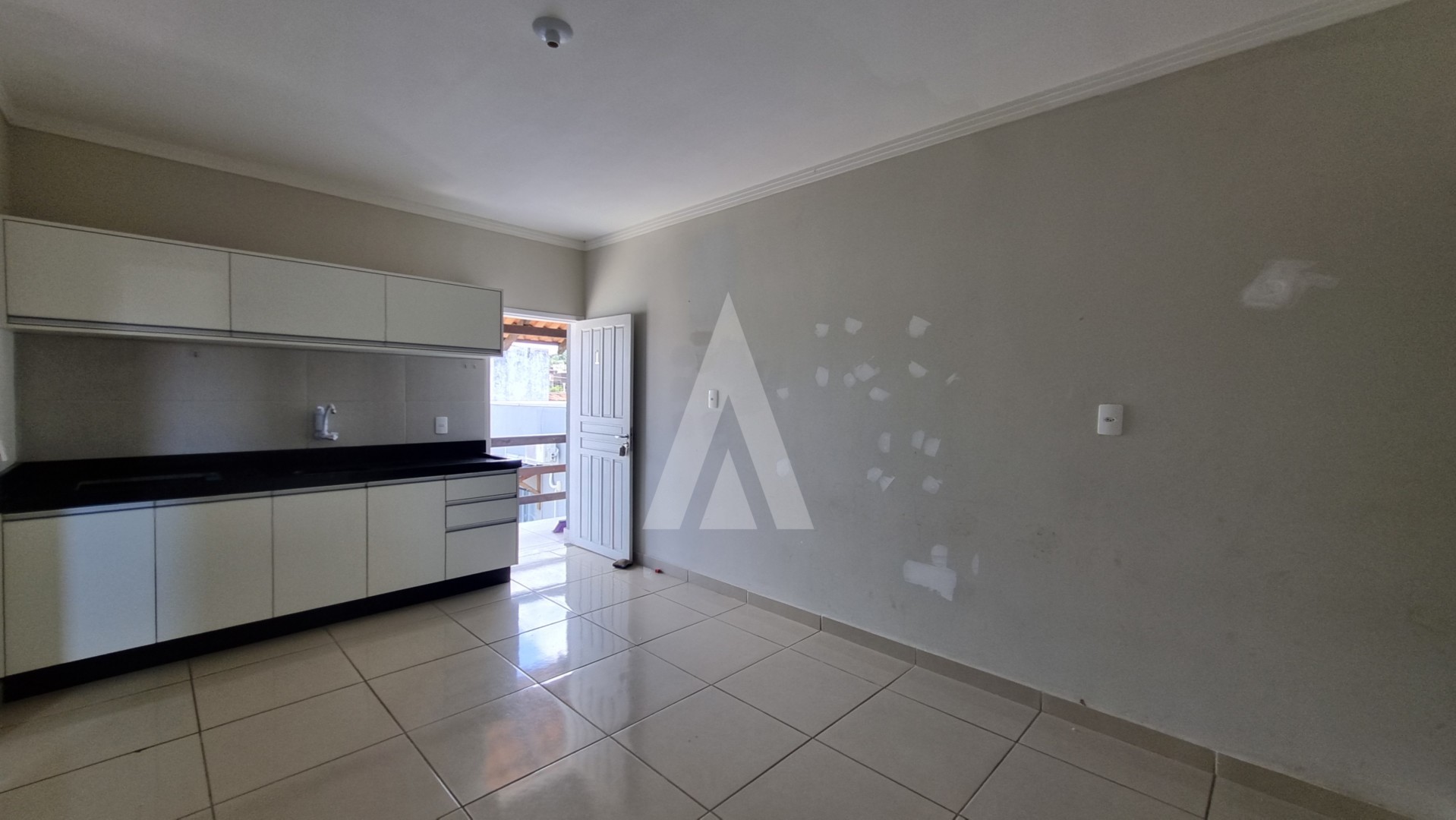 Apartamento com 2 quartos, sacada e 1 vaga de garagem descoberta no bairro Itinga. — foto 5