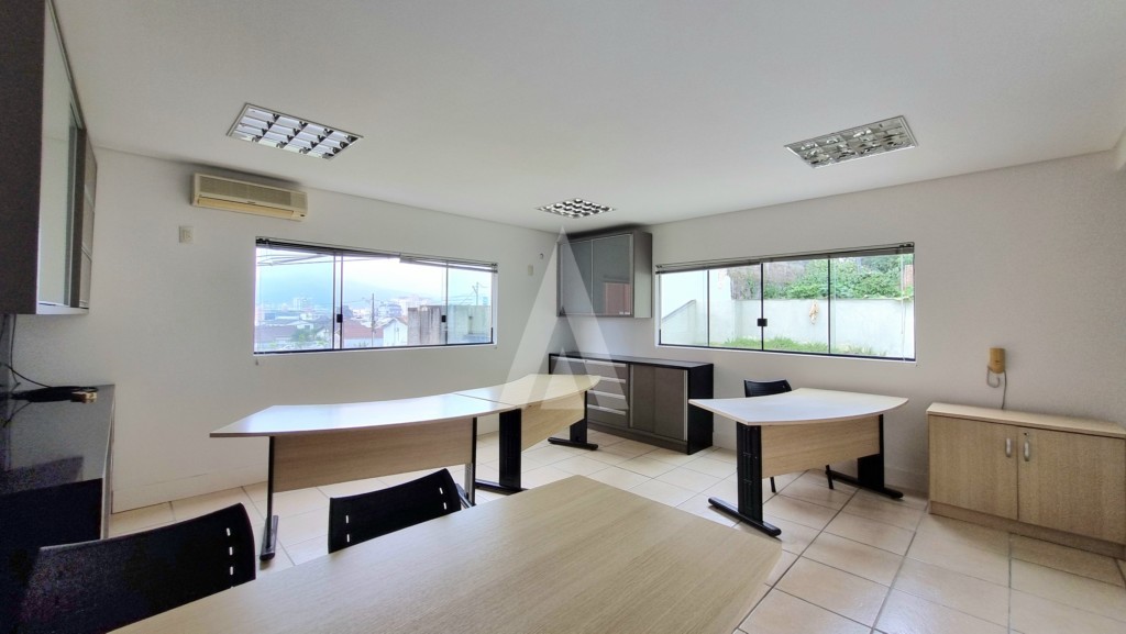 Sala com 34,76 m no bairro América, situado no 2 andar, composta por 01 lavabo, copa e 01 vaga de garagem coberta. — foto 5