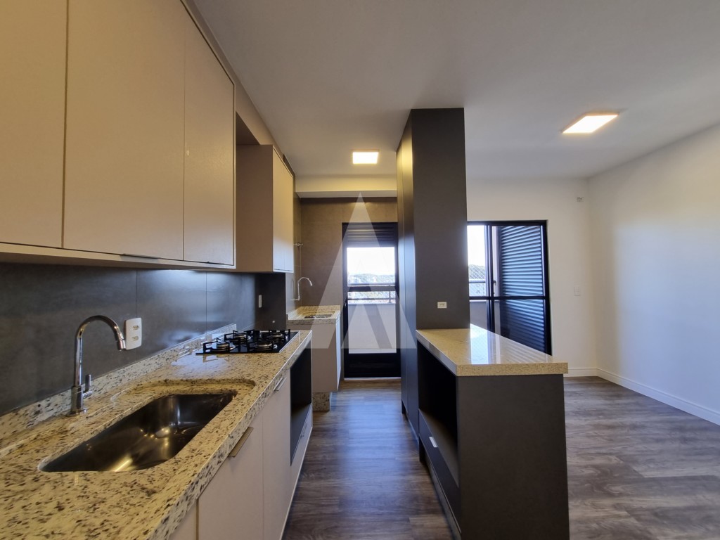 Apartamento com 3 quartos sendo uma suíte, no bairro Anita Garibaldi. — foto 2