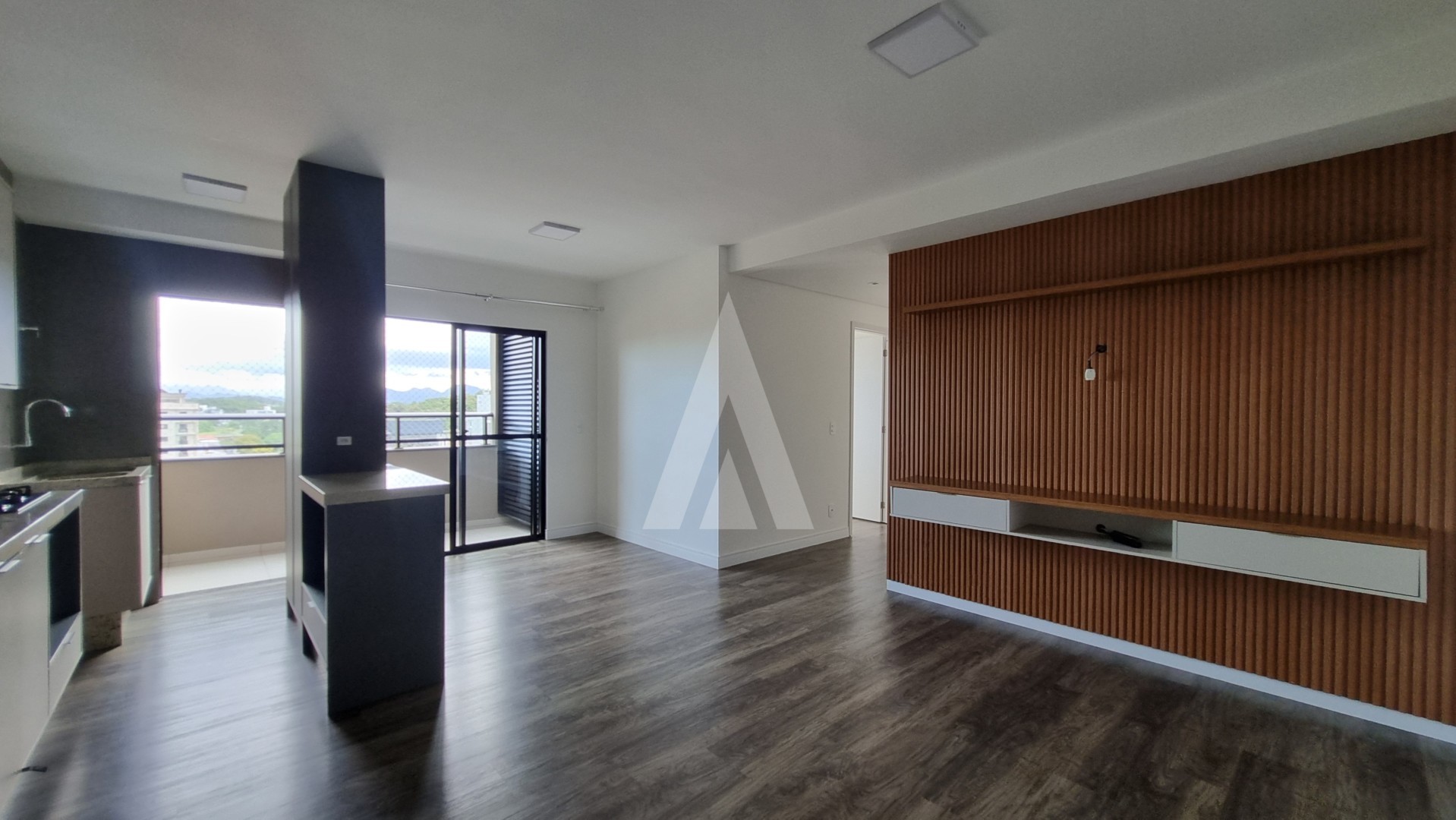 Apartamento com 3 quartos sendo uma suíte, no bairro Anita Garibaldi. — foto 6