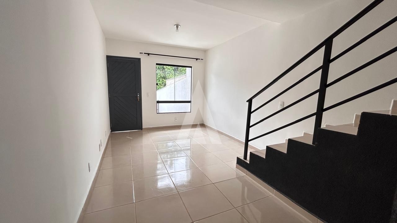 Casa no Itingua com 02 dormitórios, sendo 01 deles com sacada, cozinha com armários, 01 lavabo. — foto 6