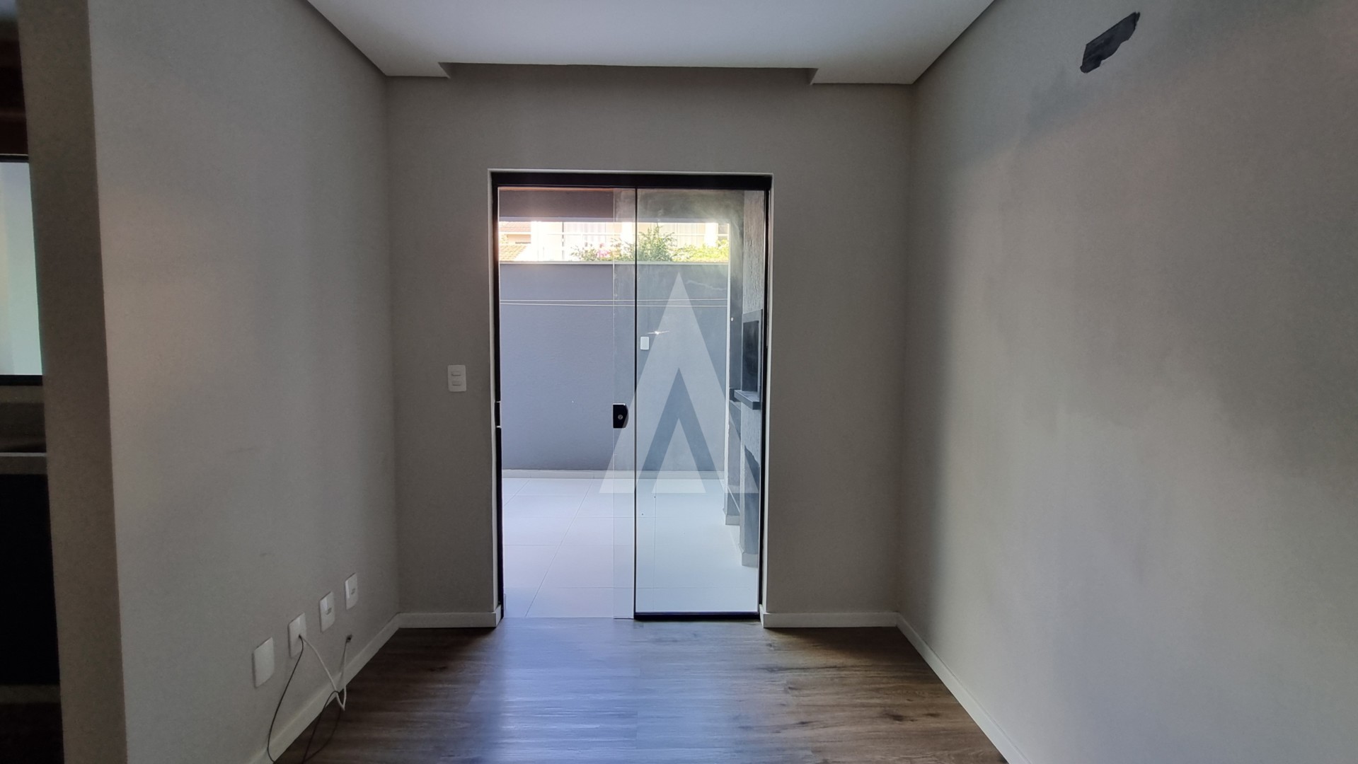 Apartamento com 02 quartos, sendo 01 suíte no bairro Costa e Silva . — foto 2