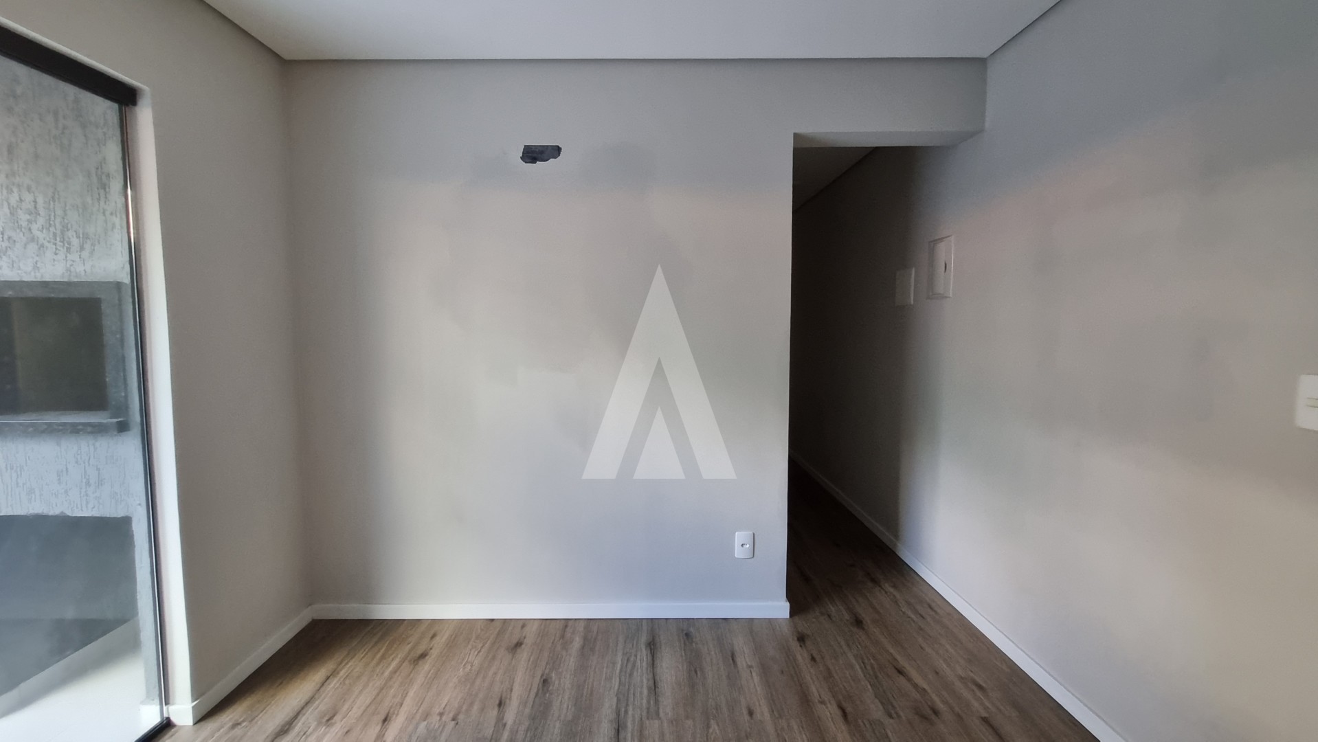 Apartamento com 02 quartos, sendo 01 suíte no bairro Costa e Silva . — foto 3