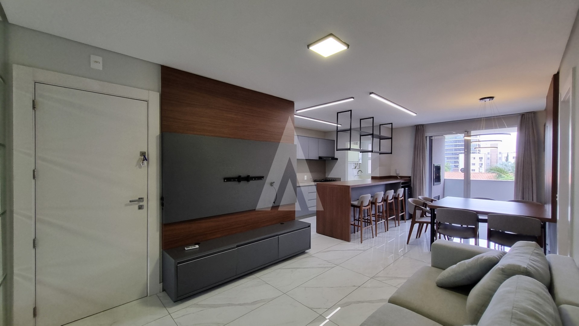 Apartamento semi-mobiliado com 3 suítes, sacada ampla com churrasqueira e piscina no bairro América. — foto 5