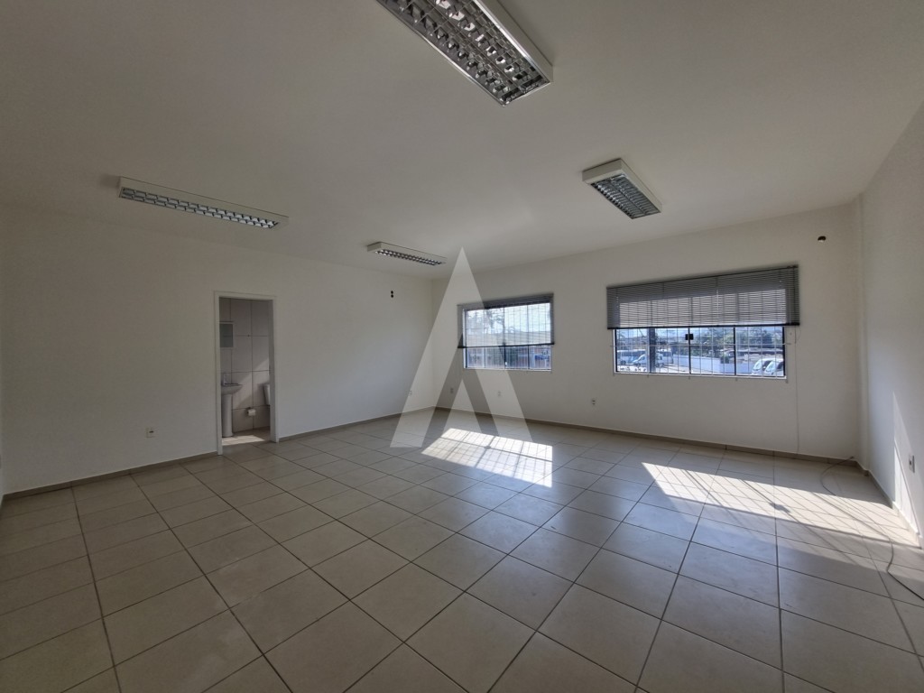 Sala para alugar por R$ 1350.00, 43.00 m2 - SANTO ANTONIO - JOINVILLE/SC — foto 2