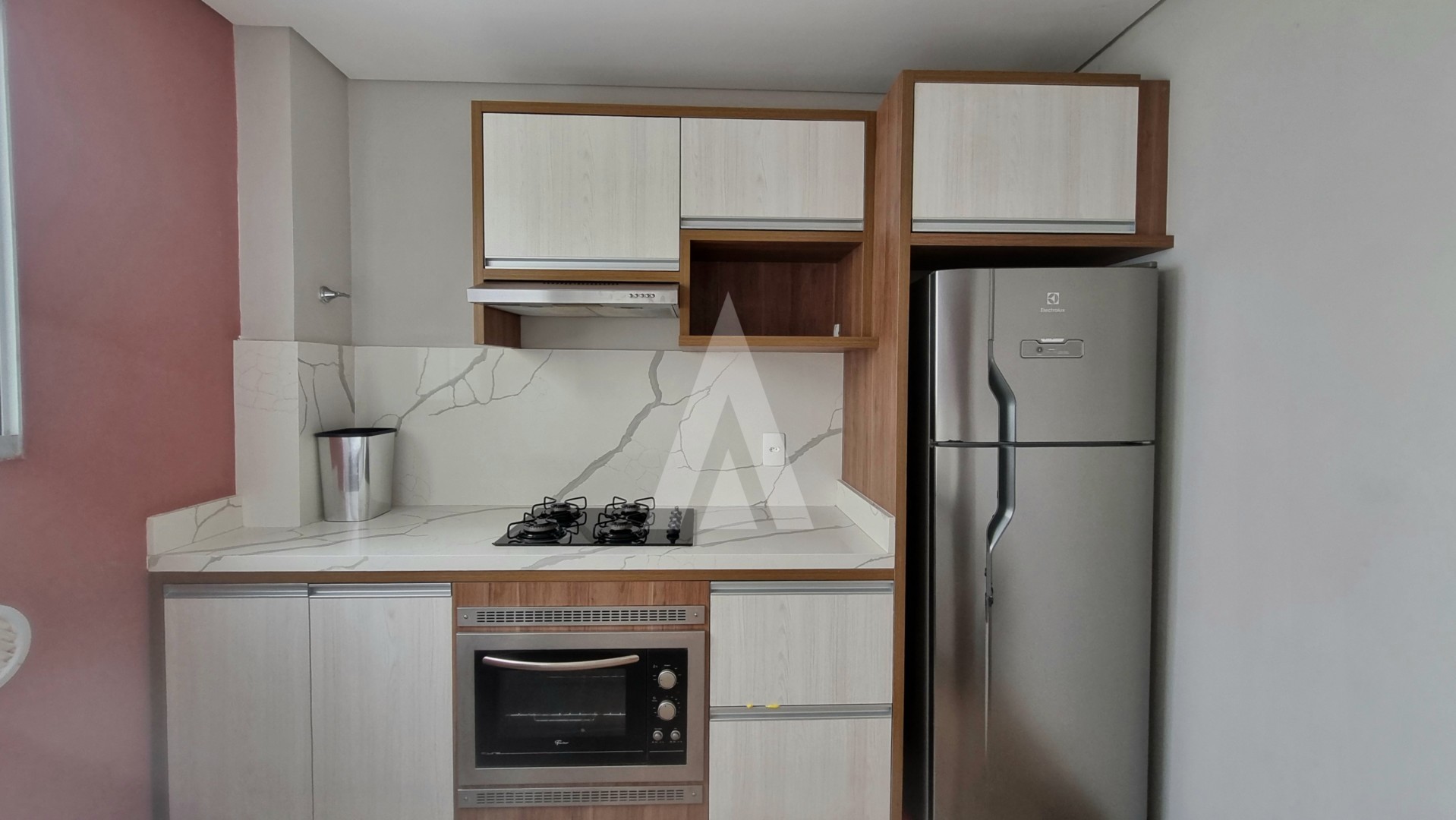 Apartamento mobiliado com 02 quartos no bairro Floresta. — foto 6
