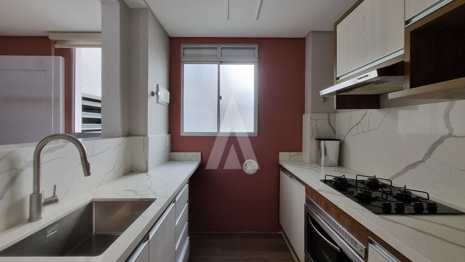 Apartamento mobiliado com 02 quartos no bairro Floresta. — foto 3