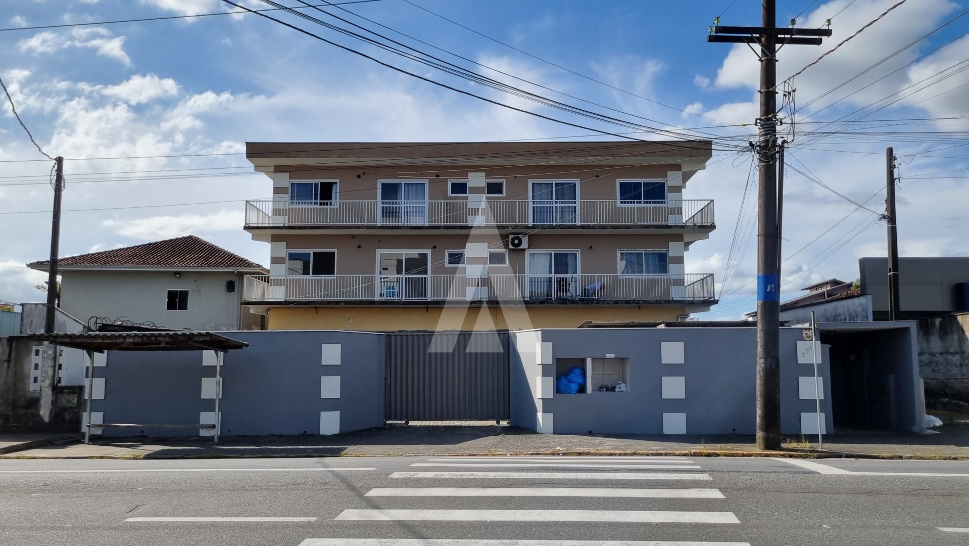 Apartamento com 2 quartos no bairro Anita Garibaldi com sacada e vaga de garagem — foto 2