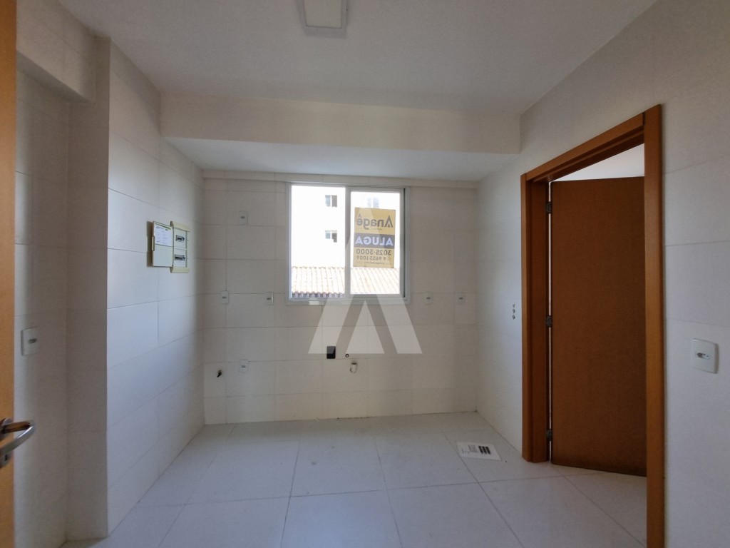 Apartamento 2 dormitórios, sendo 1 suíte, bairro Guanabara. — foto 2