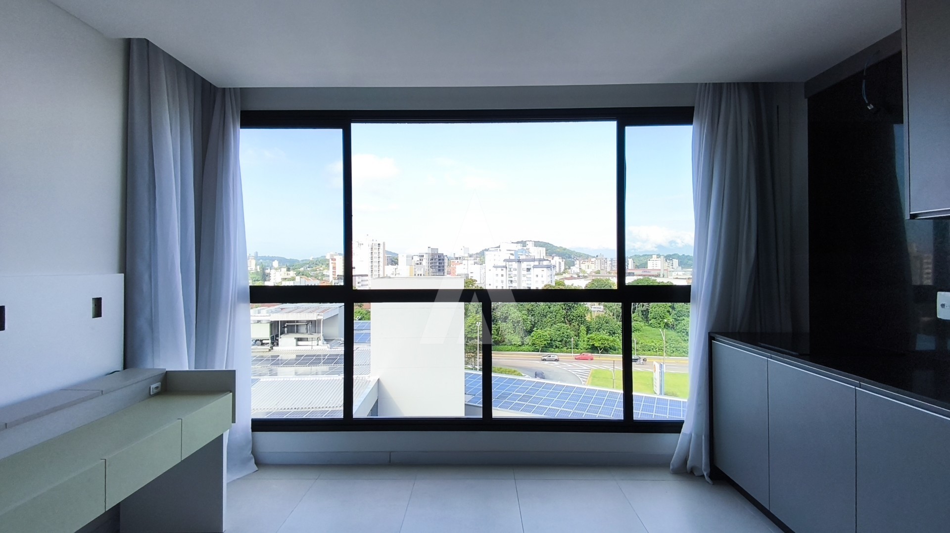 Apartamento com 1 quarto e 1 vaga de garagem no bairro Saguaçu. — foto 4
