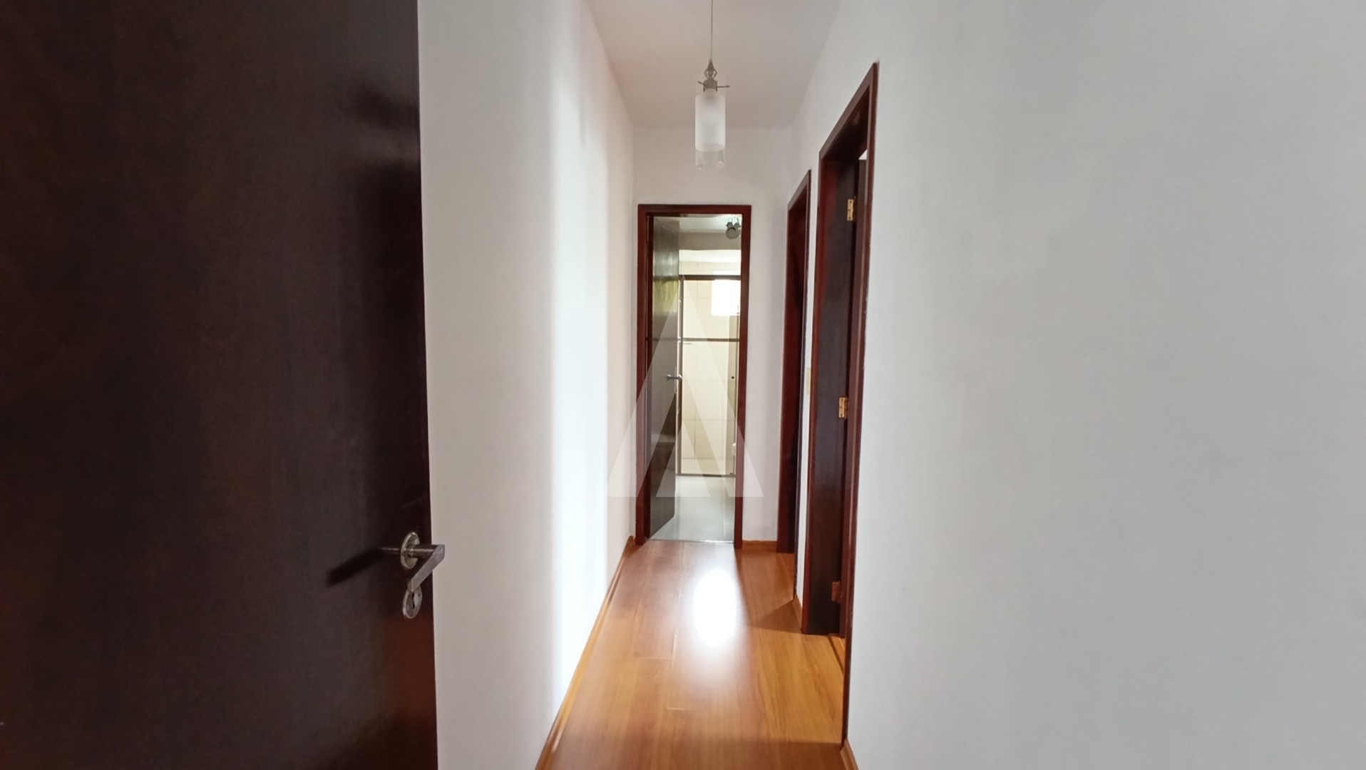 Apartamento localizado no bairro Bucarein, com 2 quartos e 1 vaga de garagem coberta. — foto 5