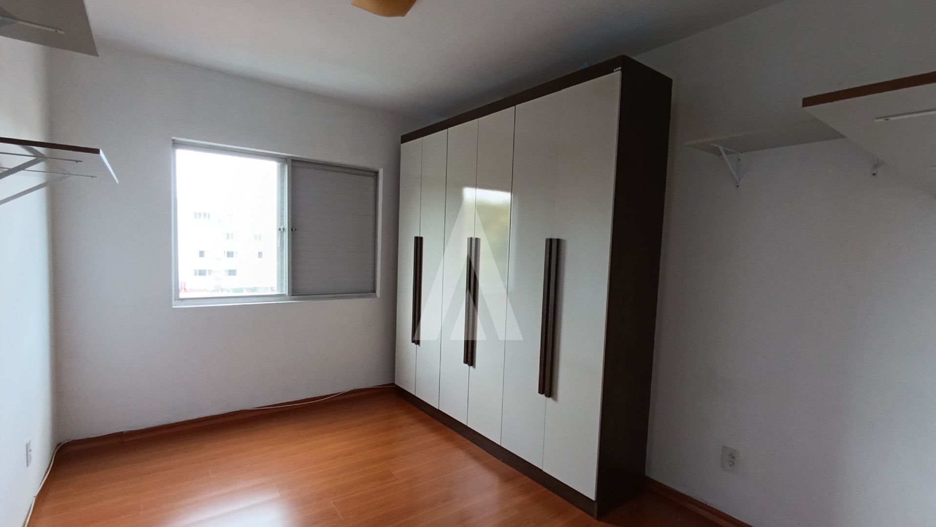 Apartamento localizado no bairro Bucarein, com 2 quartos e 1 vaga de garagem coberta. — foto 6
