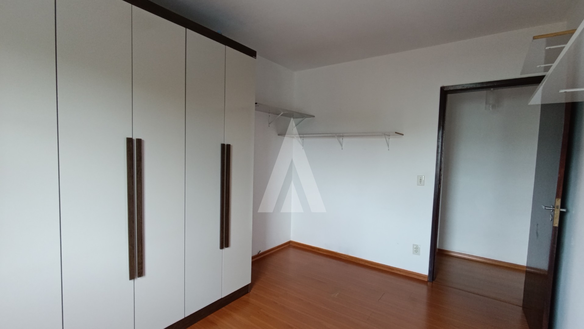 Apartamento localizado no bairro Bucarein, com 2 quartos e 1 vaga de garagem coberta. — foto 7