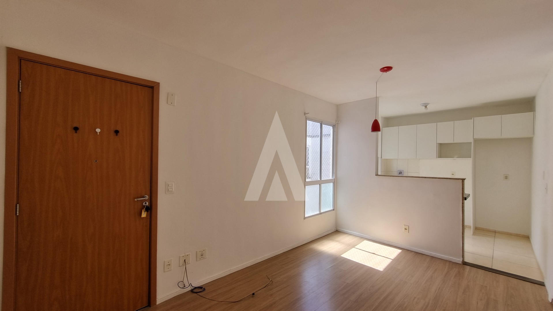 Apartamento no Vila Nova com 2 quartos, cozinha com pia e 1 vaga de garagem. — foto 3