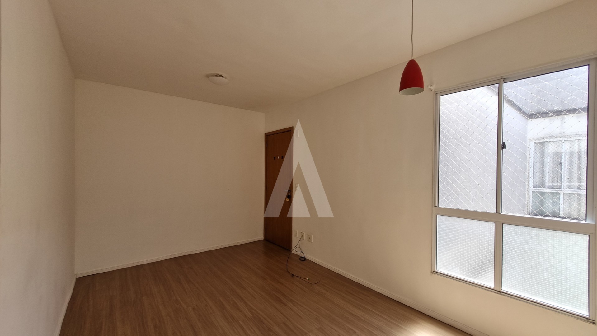 Apartamento no Vila Nova com 2 quartos, cozinha com pia e 1 vaga de garagem. — foto 4