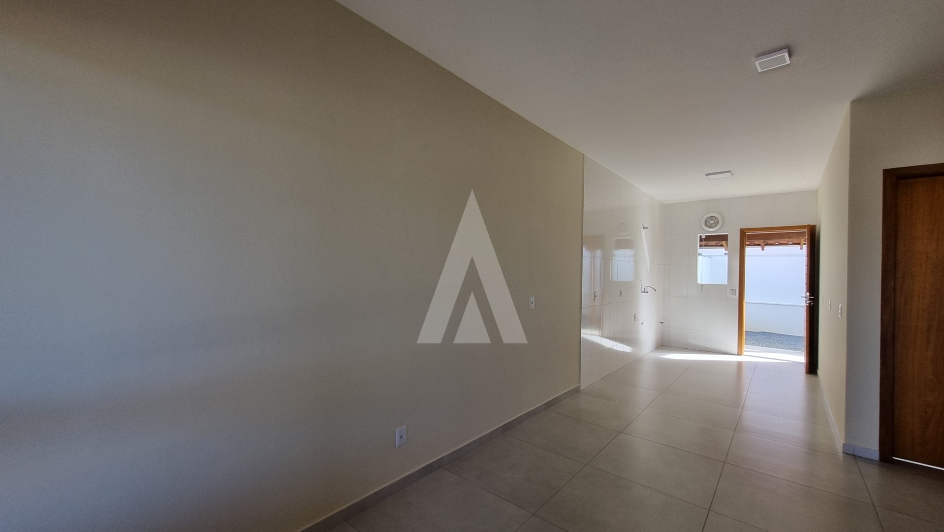 Casa residencial com 2 quartos, no Bairro Itinga. — foto 4