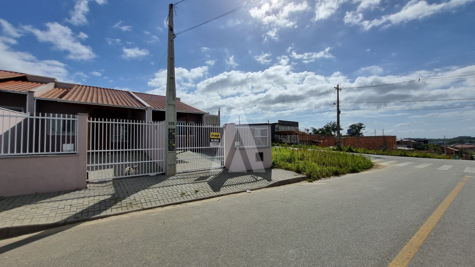 Casa residencial com 2 quartos, no Bairro Itinga. — foto 2