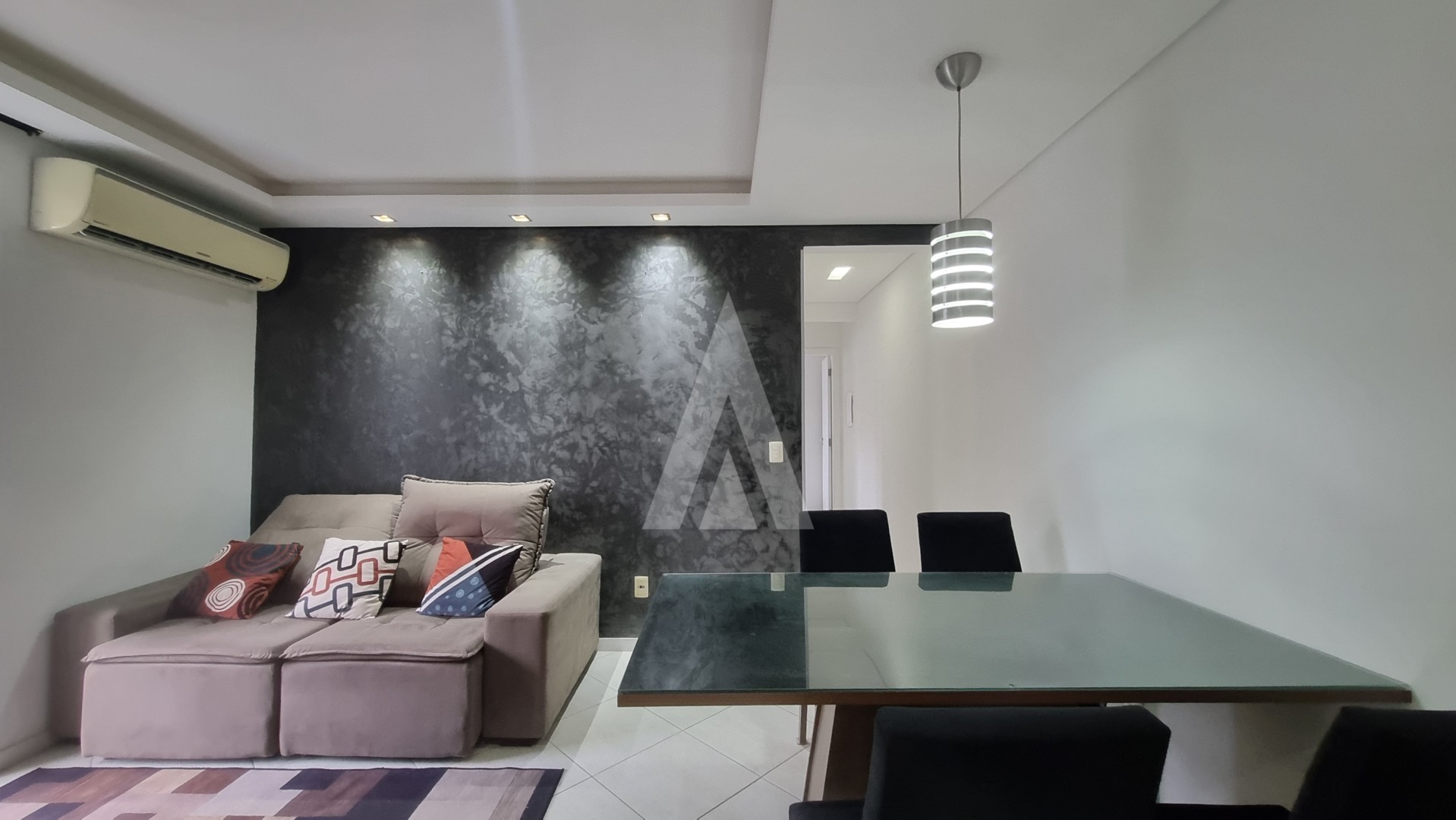 Apartamento com 02 dormitórios mobiliado, no Anita Garibaldi. — foto 6